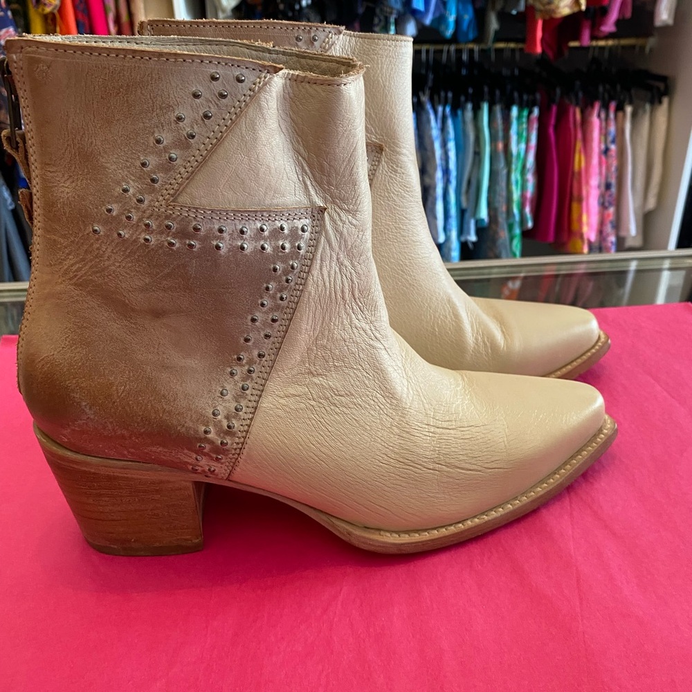 Freebird Two-Tone Matilda Tan Ankle Boots size 9